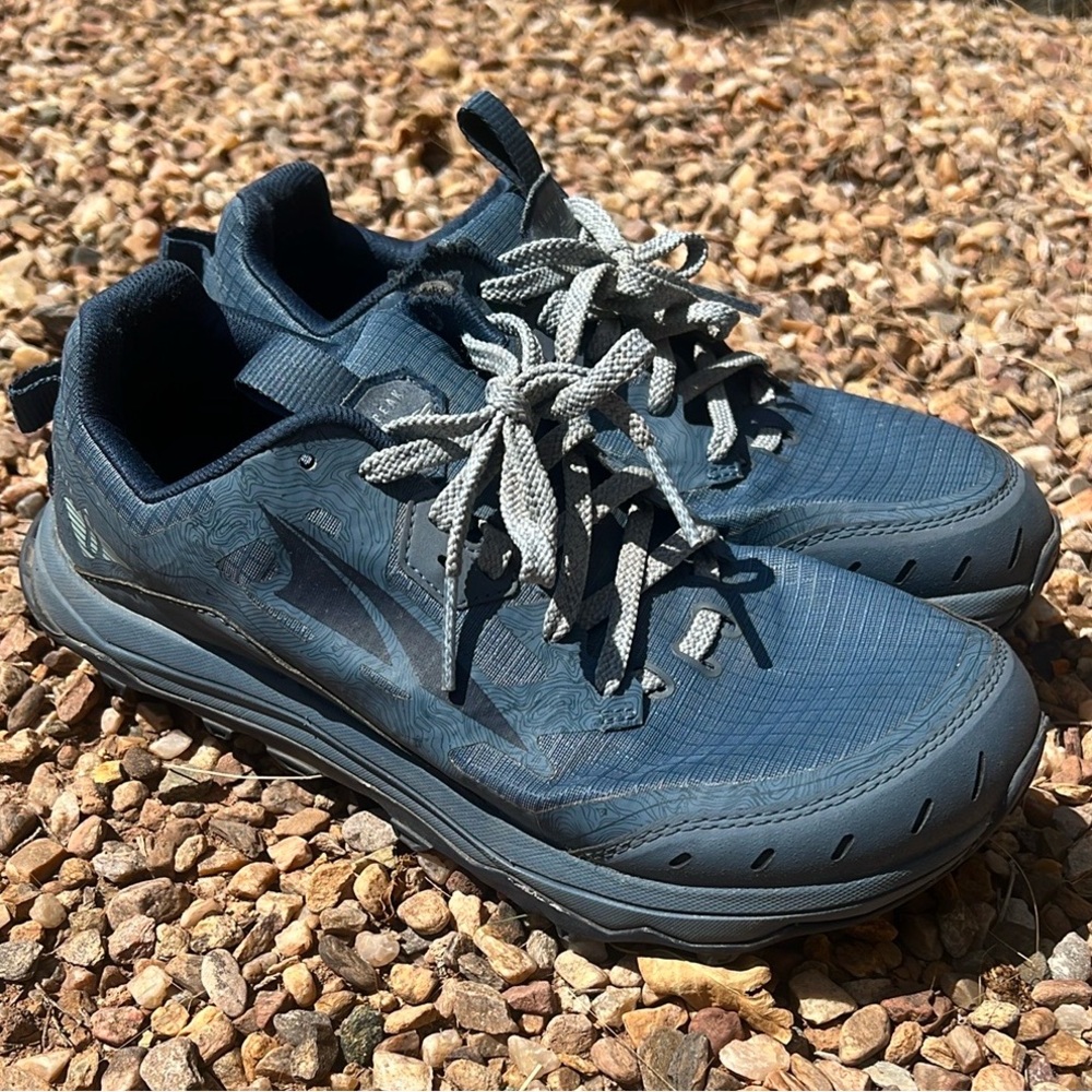 Women’s Altra Lone Peak 6 trail running shoes size 8